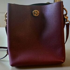 Coach maroon bucket bag 55200
